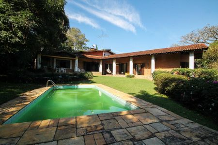 Casa para alugar com 890m², 6 quartos e 6 vagas Casa para alugar com 890m², 6 quartos e 6 vagasPiscina