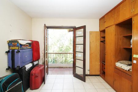 Casa para alugar com 890m², 6 quartos e 6 vagas Casa para alugar com 890m², 6 quartos e 6 vagasQuarto 2
