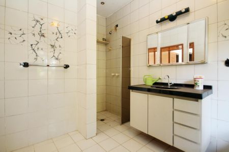 Casa para alugar com 890m², 6 quartos e 6 vagas Casa para alugar com 890m², 6 quartos e 6 vagasBanheiro Suíte 1