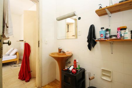 Casa para alugar com 890m², 6 quartos e 6 vagas Casa para alugar com 890m², 6 quartos e 6 vagasBanheiro Suíte 3