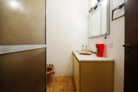 Casa para alugar com 890m², 6 quartos e 6 vagas Casa para alugar com 890m², 6 quartos e 6 vagasBanheiro Quartos 1 e 2