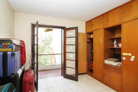 Casa para alugar com 890m², 6 quartos e 6 vagas Casa para alugar com 890m², 6 quartos e 6 vagasQuarto 2