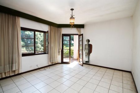 Casa para alugar com 890m², 6 quartos e 6 vagas Casa para alugar com 890m², 6 quartos e 6 vagasSuíte 1