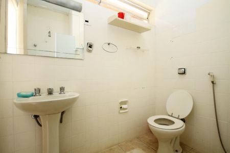 Casa para alugar com 890m², 6 quartos e 6 vagas Casa para alugar com 890m², 6 quartos e 6 vagasBanheiro Suíte 2