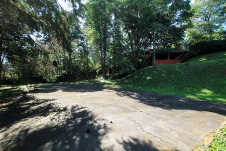 Casa para alugar com 890m², 6 quartos e 6 vagas Casa para alugar com 890m², 6 quartos e 6 vagasQuintal