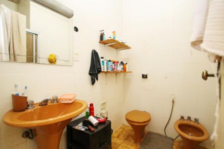 Casa para alugar com 890m², 6 quartos e 6 vagas Casa para alugar com 890m², 6 quartos e 6 vagasBanheiro Suíte 3