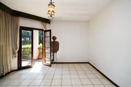 Casa para alugar com 890m², 6 quartos e 6 vagas Casa para alugar com 890m², 6 quartos e 6 vagasSuíte 1