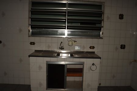Cozinha de casa à venda com 2 quartos, 125m² em Vila Paulo Silas, São Paulo