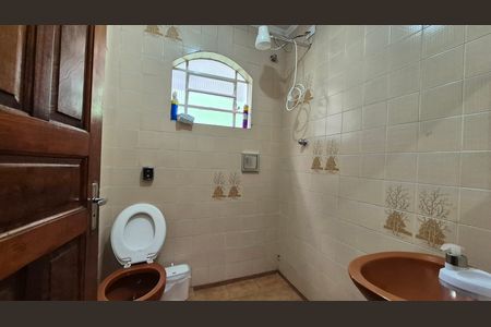 Casa para alugar com 182m², 4 quartos e 2 vagas Casa para alugar com 182m², 4 quartos e 2 vagasBanheiro 2
