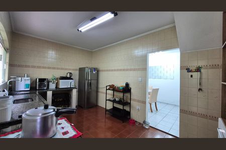 Casa para alugar com 182m², 4 quartos e 2 vagas Casa para alugar com 182m², 4 quartos e 2 vagasCozinha