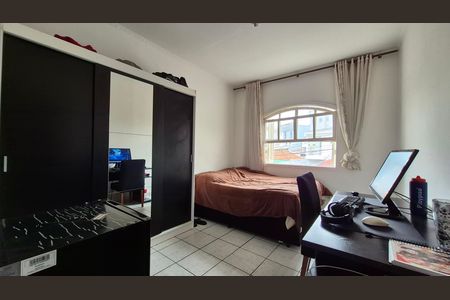 Casa para alugar com 182m², 4 quartos e 2 vagas Casa para alugar com 182m², 4 quartos e 2 vagasQuarto 2