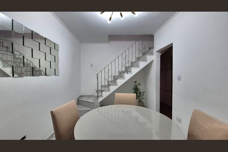 Sala  de casa para alugar com 4 quartos, 182m² em Vila Humaita, Santo André