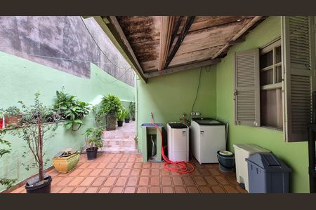 Casa para alugar com 182m², 4 quartos e 2 vagas Casa para alugar com 182m², 4 quartos e 2 vagasÁrea de serviço