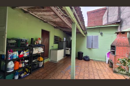 Casa para alugar com 182m², 4 quartos e 2 vagas Casa para alugar com 182m², 4 quartos e 2 vagasÁrea de serviço