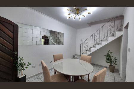 Casa para alugar com 182m², 4 quartos e 2 vagas Casa para alugar com 182m², 4 quartos e 2 vagasSala