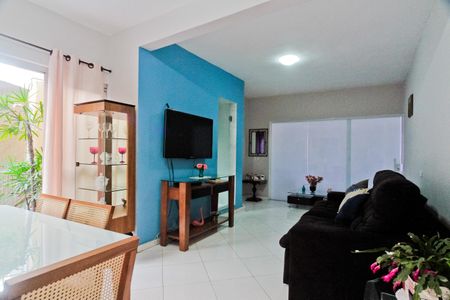Sala de casa à venda com 4 quartos, 268m² em Jardim Santa Cruz (zona Norte), São Paulo