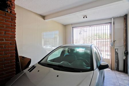 Casa à venda com 268m², 4 quartos e 2 vagas Casa à venda com 268m², 4 quartos e 2 vagasÁrea externa