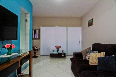 Sala de casa à venda com 4 quartos, 268m² em Jardim Santa Cruz (zona Norte), São Paulo