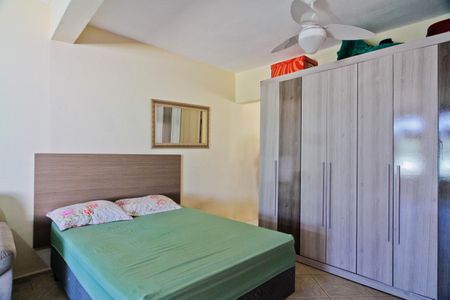 Casa à venda com 268m², 4 quartos e 2 vagas Casa à venda com 268m², 4 quartos e 2 vagasCasa 2