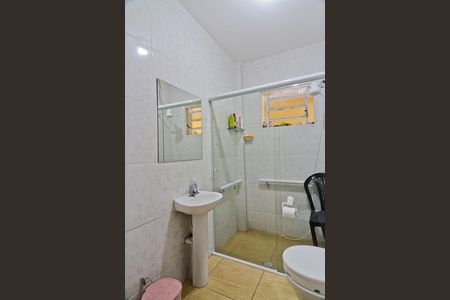 Casa à venda com 268m², 4 quartos e 2 vagas Casa à venda com 268m², 4 quartos e 2 vagasCasa 3 - banheiro