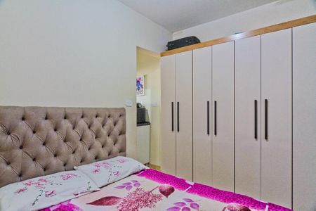 Casa à venda com 268m², 4 quartos e 2 vagas Casa à venda com 268m², 4 quartos e 2 vagasCasa 3 - quarto