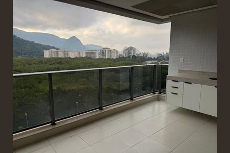 Apartamento para alugar com 85m², 2 quartos e 1 vaga Apartamento para alugar com 85m², 2 quartos e 1 vagaVaranda