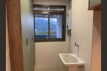 Área de Serviço de apartamento para alugar com 2 quartos, 80m² em Barra Olímpica, Rio de Janeiro