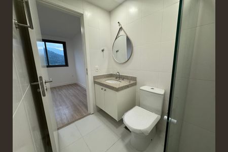 Banheiro Suíte 2 de apartamento para alugar com 2 quartos, 80m² em Barra Olímpica, Rio de Janeiro
