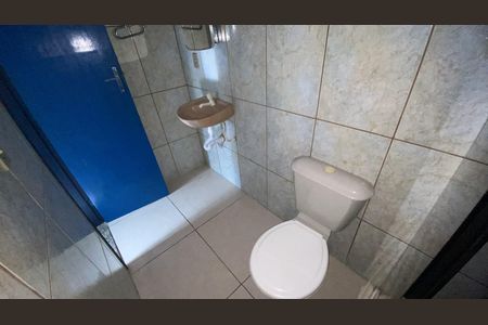 Casa para alugar com 40m², 1 quarto e sem vaga Casa para alugar com 40m², 1 quarto e sem vagaBanheiro