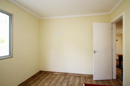 Quarto 2 de apartamento para alugar com 2 quartos, 52m² em Jardim Monte Santo, Cotia