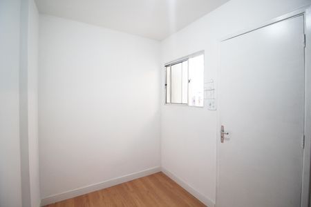 Apartamento para alugar com 81m², 2 quartos e 1 vaga Apartamento para alugar com 81m², 2 quartos e 1 vagaQuarto de Serviço