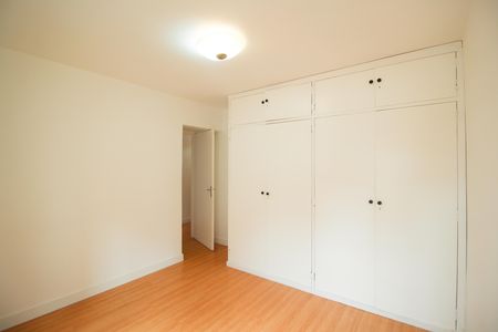 Apartamento para alugar com 81m², 2 quartos e 1 vaga Apartamento para alugar com 81m², 2 quartos e 1 vagaQuarto 2