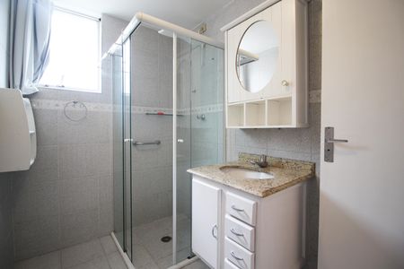Apartamento para alugar com 81m², 2 quartos e 1 vaga Apartamento para alugar com 81m², 2 quartos e 1 vagaBanheiro
