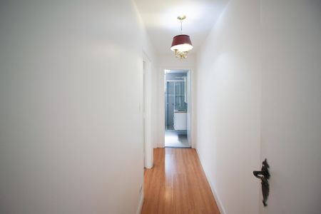 Apartamento para alugar com 81m², 2 quartos e 1 vaga Apartamento para alugar com 81m², 2 quartos e 1 vagaCorredor
