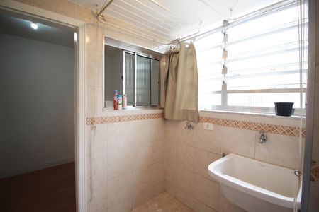 Apartamento para alugar com 81m², 2 quartos e 1 vagaÁrea de Serviço