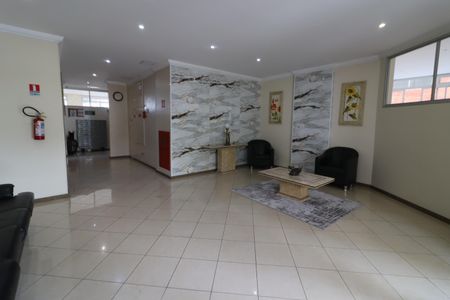 Área comum - Hall de entrada de apartamento para alugar com 3 quartos, 67m² em Vila Osasco, Osasco