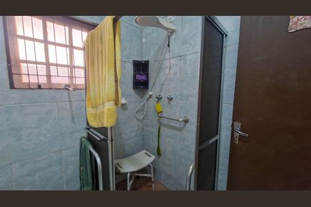 Casa para alugar com 2 quartos, 250m² em Jardim Guarapiranga, São Paulo