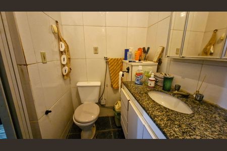 Casa para alugar com 2 quartos, 250m² em Jardim Guarapiranga, São Paulo