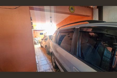 Casa para alugar com 2 quartos, 250m² em Jardim Guarapiranga, São Paulo