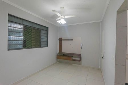 Sala de apartamento para alugar com 2 quartos, 52m² em Jardim Santa Cruz, Campinas