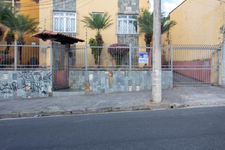 Plaquinha Instalada de apartamento à venda com 3 quartos, 73m² em Dom Bosco, Belo Horizonte