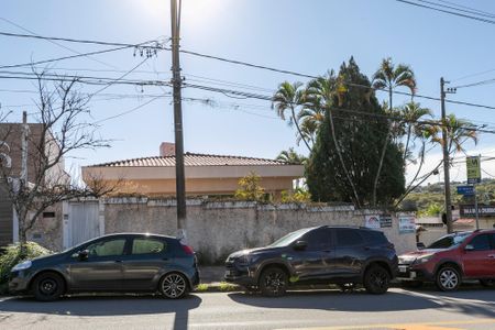 Casa para alugar com 380m², 4 quartos e 2 vagas Casa para alugar com 380m², 4 quartos e 2 vagasFRENTE DO IMÓVEL
