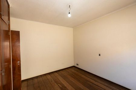 Casa para alugar com 380m², 4 quartos e 2 vagas Casa para alugar com 380m², 4 quartos e 2 vagasQUARTO Nº 1 - SUITE