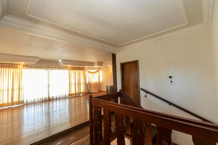 Casa para alugar com 380m², 4 quartos e 2 vagas Casa para alugar com 380m², 4 quartos e 2 vagasSALA MULTIPLOS AMBIENTES