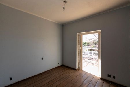 Casa para alugar com 380m², 4 quartos e 2 vagas Casa para alugar com 380m², 4 quartos e 2 vagasQUARTO Nº 3