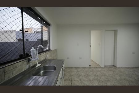 Cozinha de casa para alugar com 2 quartos, 42m² em Paraíso, Santo André
