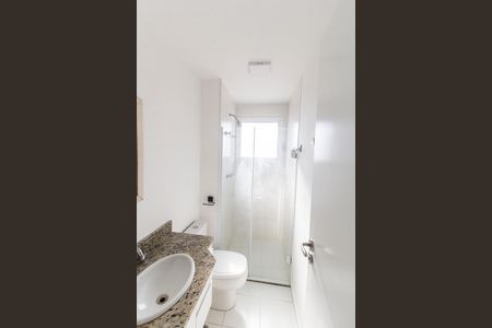 Banheiro da Suíte de apartamento à venda com 2 quartos, 63m² em Melville Empresarial Ii, Barueri