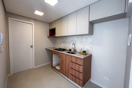 Cozinha de apartamento à venda com 2 quartos, 49m² em Pinheiros, São Paulo