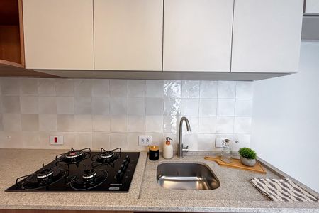 Cozinha de apartamento à venda com 2 quartos, 49m² em Pinheiros, São Paulo