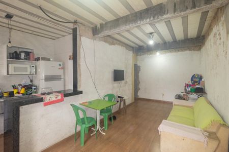 Casa à venda com 2 quartos, 360m² em Campo Grande, Rio de Janeiro